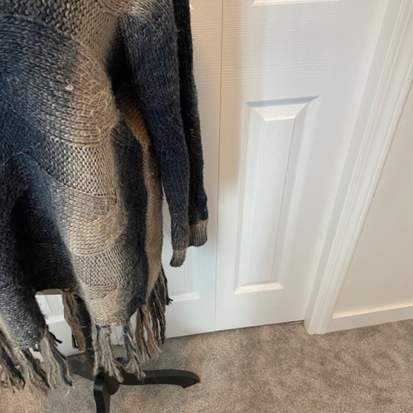 Elan size XL sweater - Picture 4 of 11